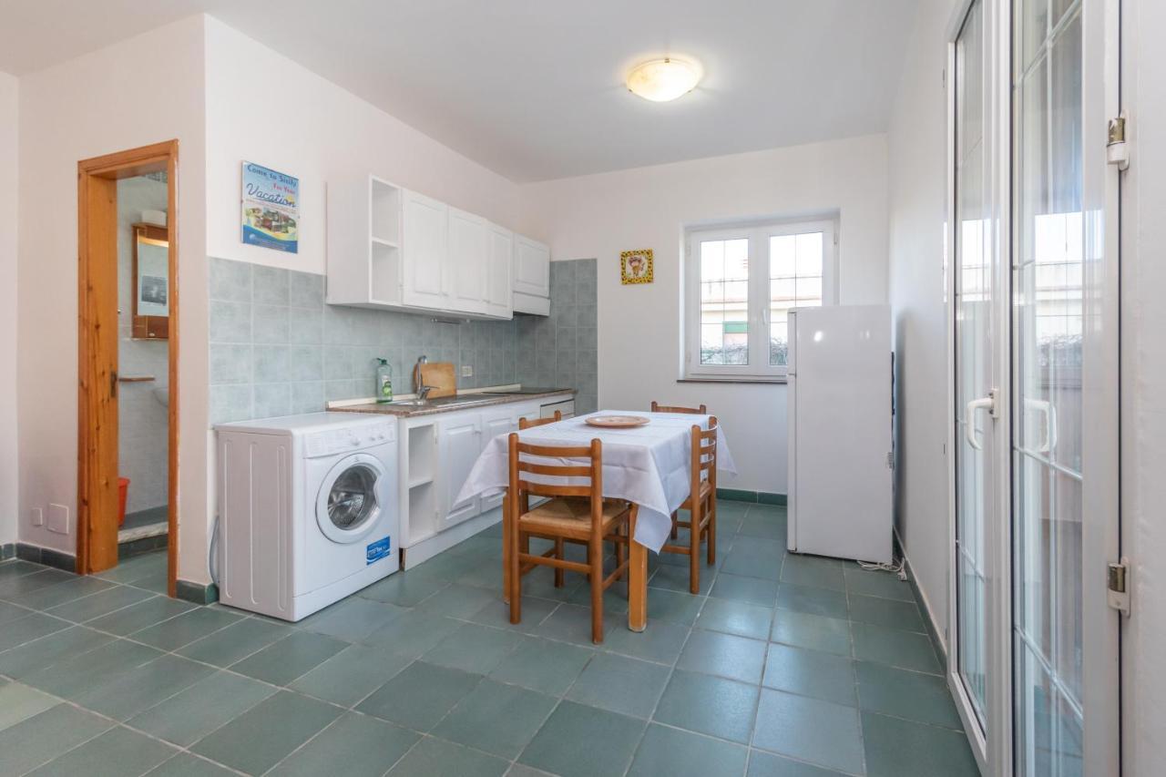 Villa Cicas Sul Mare Campofelice Di Roccella Bagian luar foto