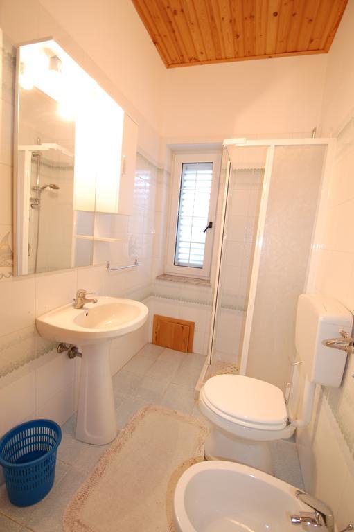 Villa Cicas Sul Mare Campofelice Di Roccella Ruang foto